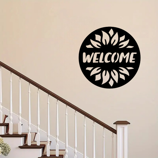 ronde welcome wanddecoratie MDF zwart aan de muur in modern interieur