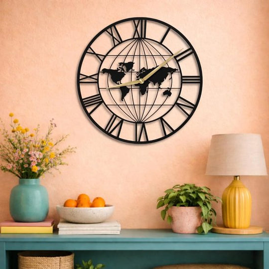 Wandklok Wereldkaart 50 cm – Zwarte MDF Wereldklok – Romeinse Cijfers – Industriële Wanddecoratie – 3 mm MDF